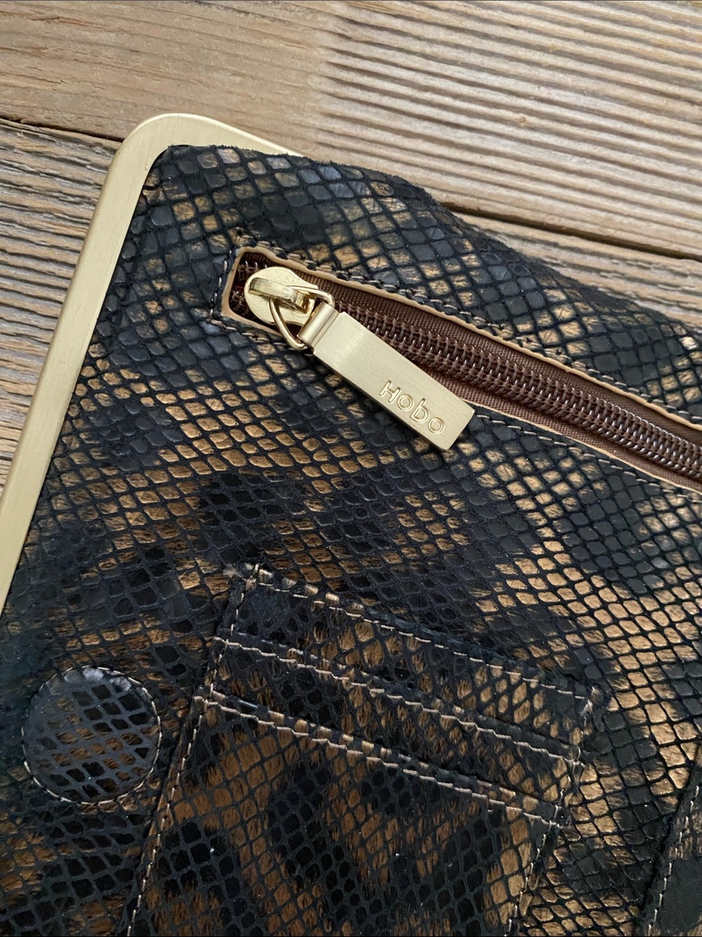 Hobo Lauren Clutch in Metallic Snakeskin. - Picture 6 of 11